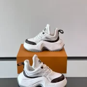 0580cdcfe090378e10b0f923ce7107fd