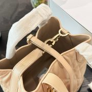 07126e3f10.jpg