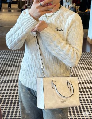 Coach Glacier White Jungle Package