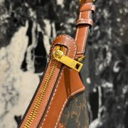 0a811990d5-1.jpg