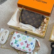 1284aee767-1.jpg