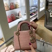 135b327a99.jpg
