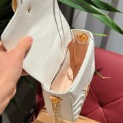 179112aba9.jpg