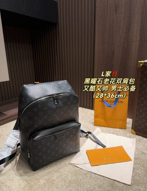 LV Obsidian Flower Backpack Essential for High-capacity Vacation