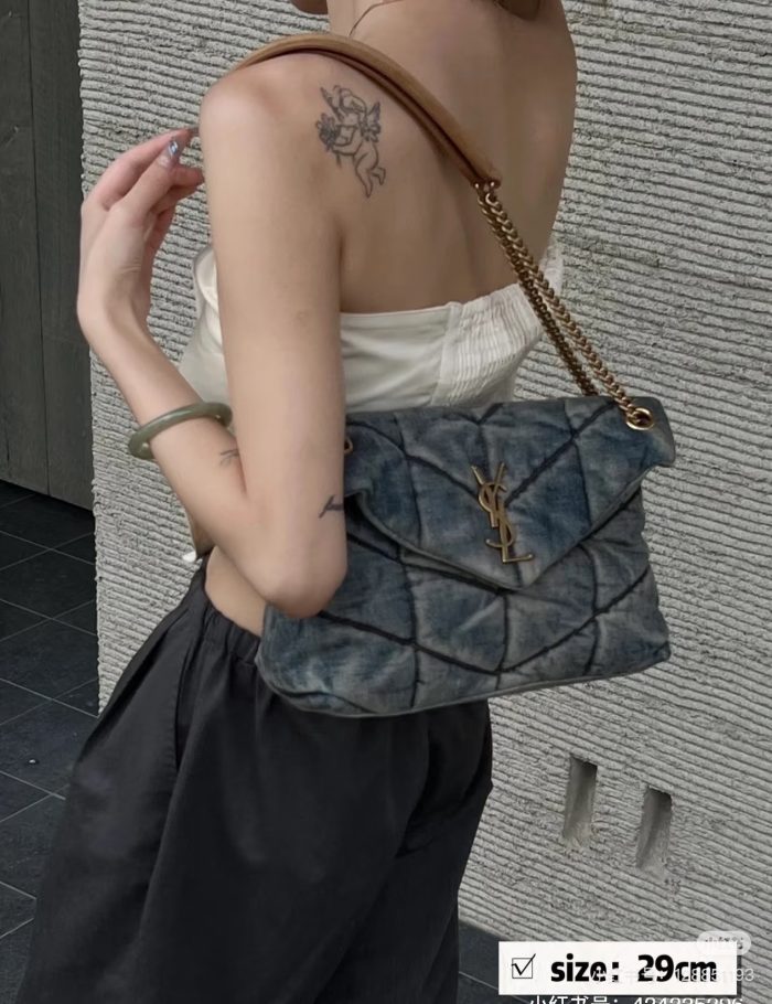 17f01fce6e-1.jpg