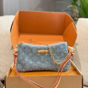 184a240453-1.jpg
