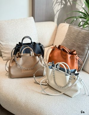 LV New Women's Bag, Mini Armpit Bag Simple and Soft Milky White