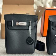 224111fe87.jpg