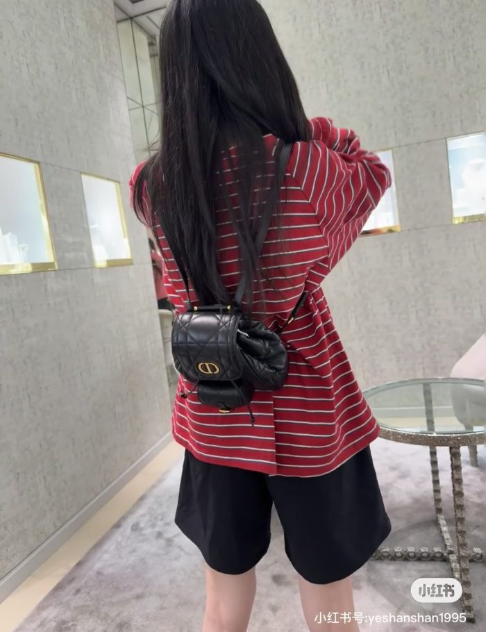 2979474d14.jpg