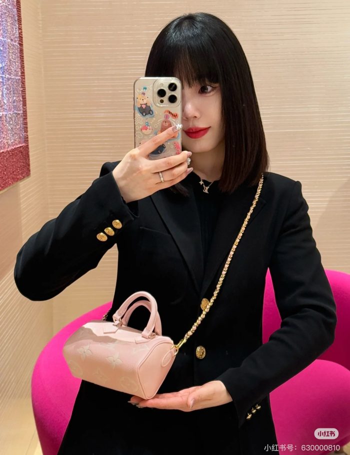 2c052552de-1.jpg