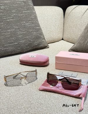 Miumiu 54ys