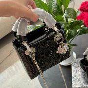 2f29516643-2.jpg