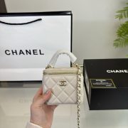 30f4a3cba9-1.jpg
