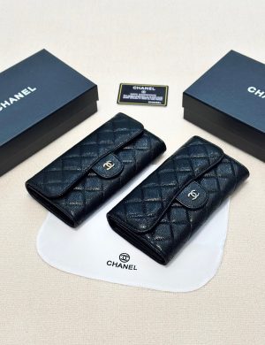 Chanel Popular Caviar Two Fold Wallet Style Classic Craftsmanship