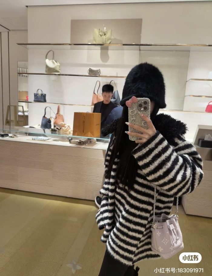 33a94f0c9b-3.jpg