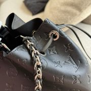 373bcee336-1.jpg