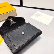 37d6dd5bcc-1.jpg