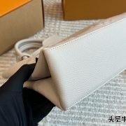 3976149df7.jpg