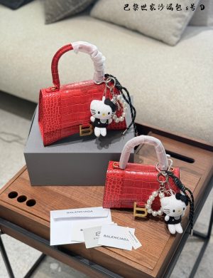 Balenciaga Crocodile Parisian Family Hourglass Hourglass Golden
