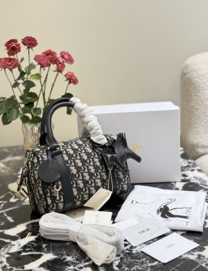 Dior Groove Launches New Sheepskin P310 Boston Handbags