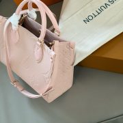 440118f7cb-1.jpg