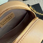 44961f9c8b-1.jpg