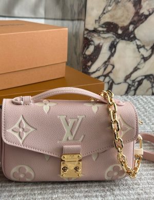 LV Mailman Bag