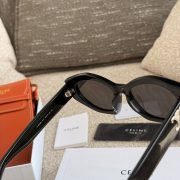 47413b34a2-1.jpg