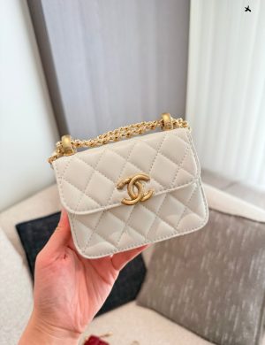 Chanel Advanced Handicraft Workshop Double Golden Ball Zero Wallet