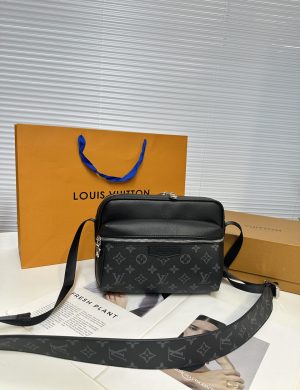 the Donkey Home Postman Bag M30233 Black Flower Welcomes the Spring
