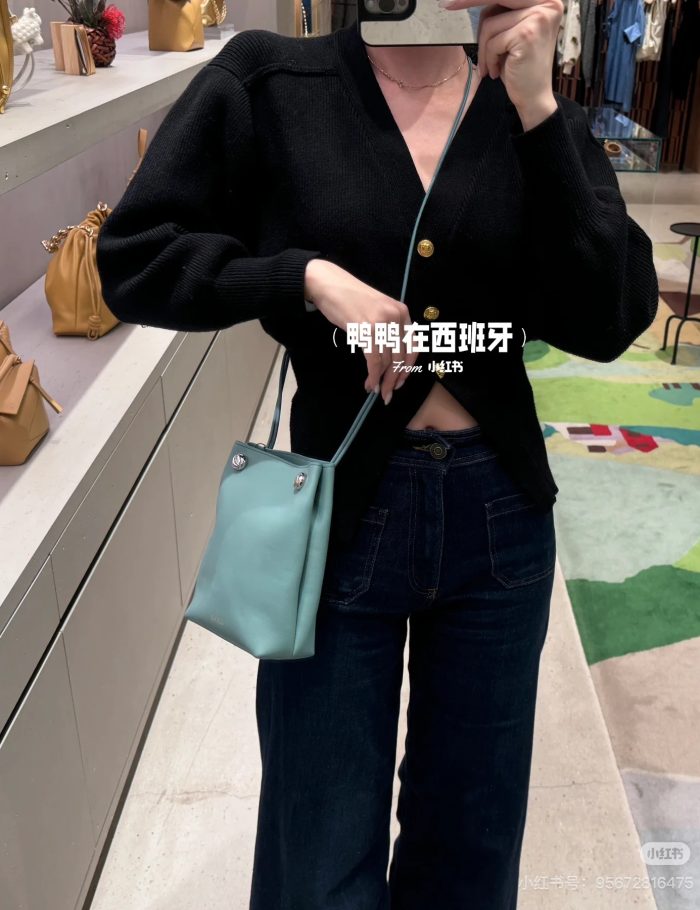 4b9c9896ae.jpg 4b9c9896ae.jpg
