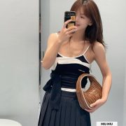 4bbb62d320.jpg
