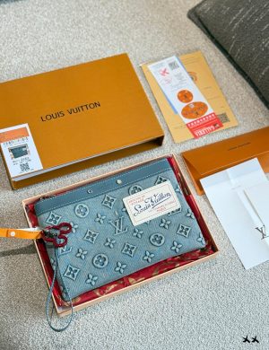 LV Denim Handbag 25 × 20 Box Packaging