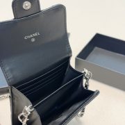 570fdd8b25-1.jpg