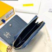 59503b91c5-2.jpg