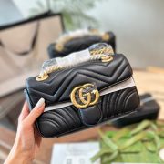 5b8bcc4dd9-1.jpg