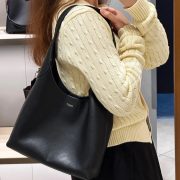 5ddf7058f0.jpg