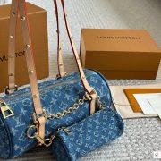 5e6330957c-1.jpg