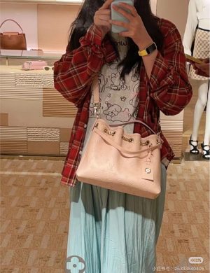 LV Hollow Out New Model