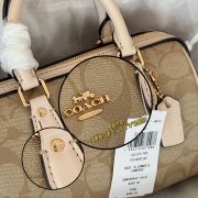 5f74278803-1.jpg