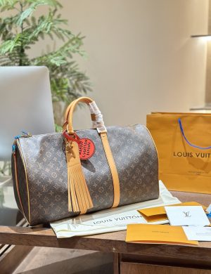 LV New Travel P325 Favorite Bag for Going Out