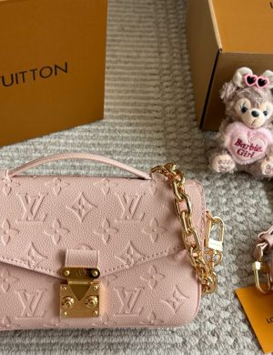 LV Mailman Bag