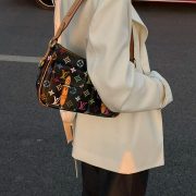 6805be195e-1.jpg