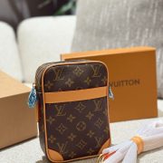 6d2ae536d8.jpg