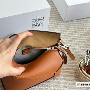 703b1c5698-1.jpg