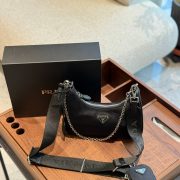 716a37eb3f-1.jpg