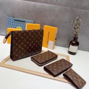 77933d9cbc.jpg