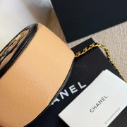 77d5d7ba80-1.jpg