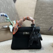 79f2ded9f5.jpg