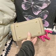 7a092d63f2.jpg